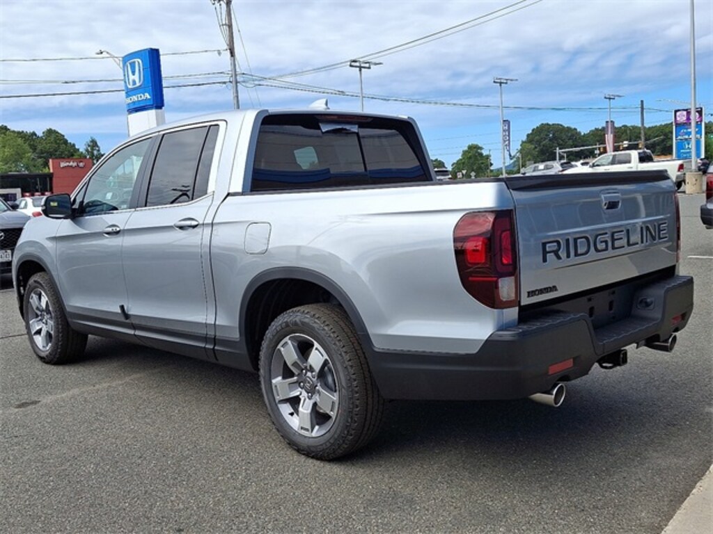 New 2025 Honda Ridgeline RTL Truck
