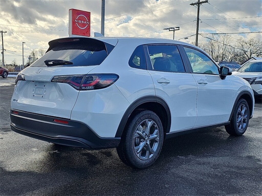 New 2026 Honda HR-V LX SUV