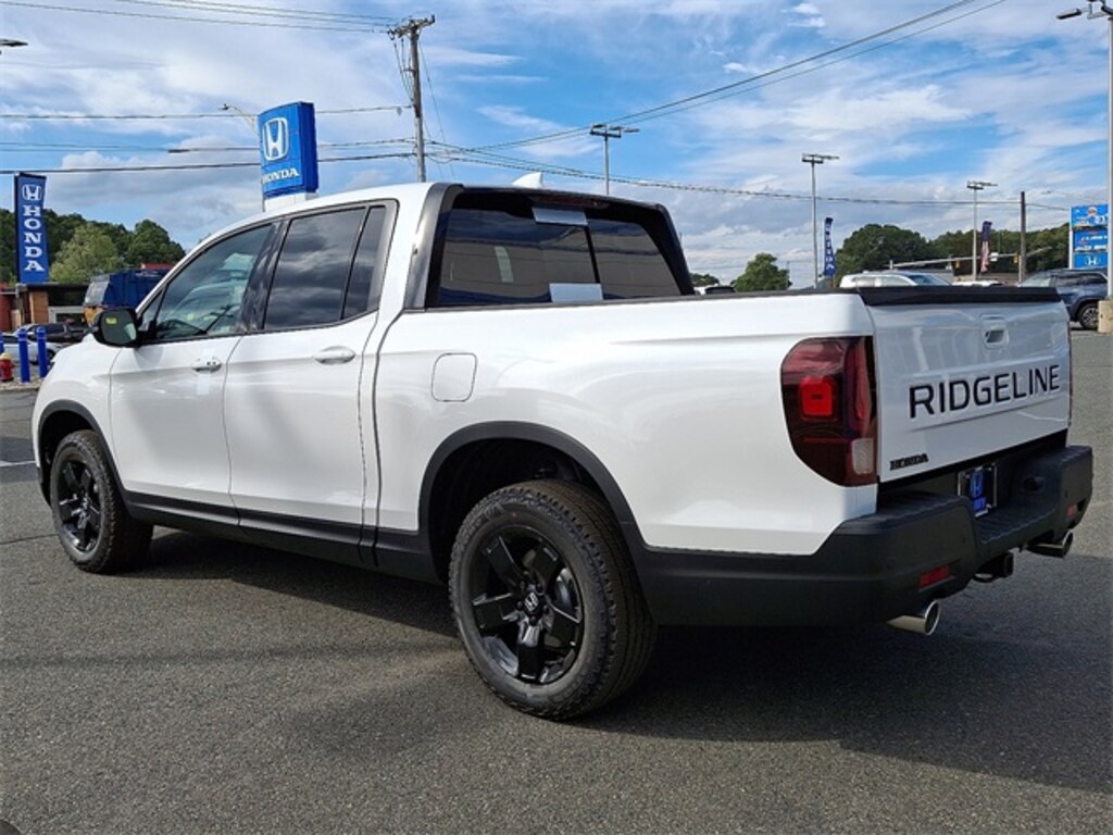 New 2026 Honda Ridgeline Black Edition Truck