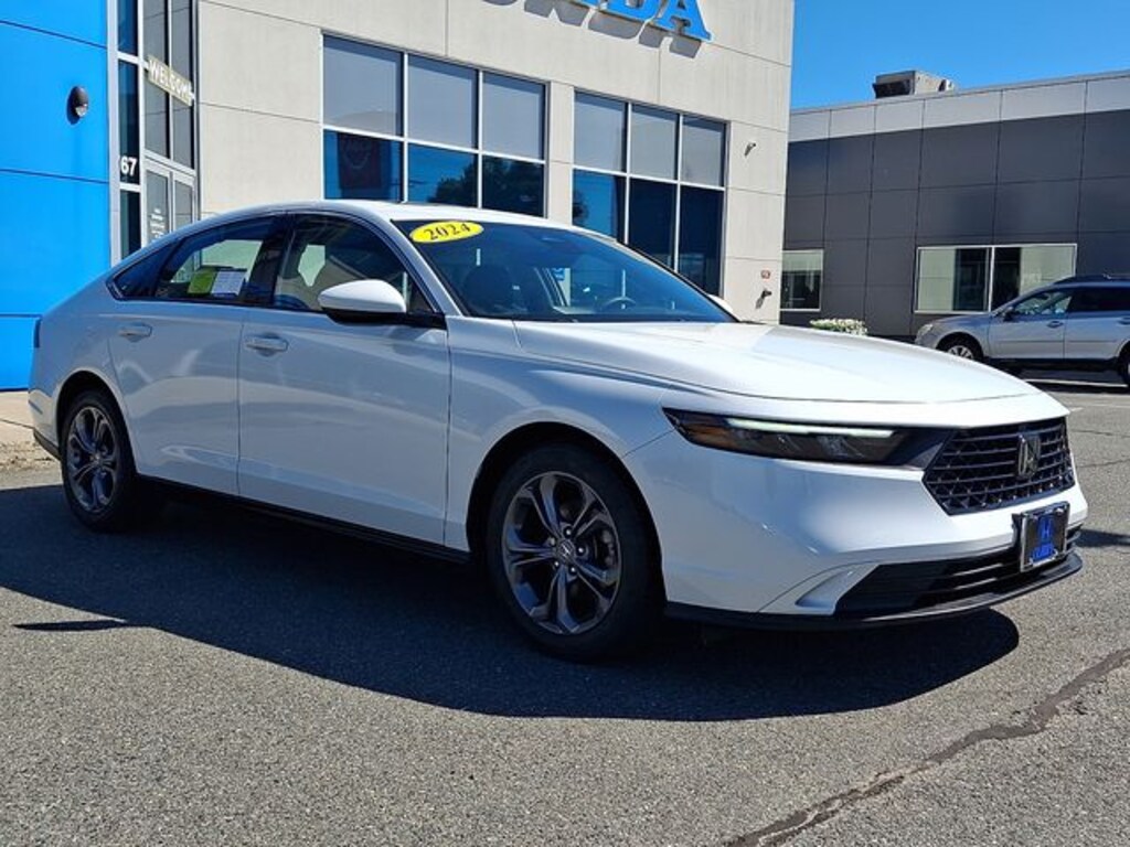 Used 2024 Honda Accord EX Sedan