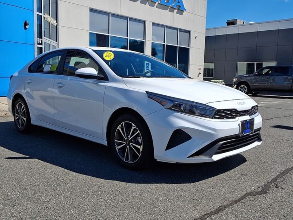 Used 2023 Kia Forte LXS Sedan