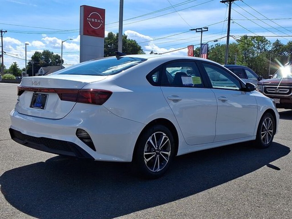 Used 2023 Kia Forte LXS Sedan