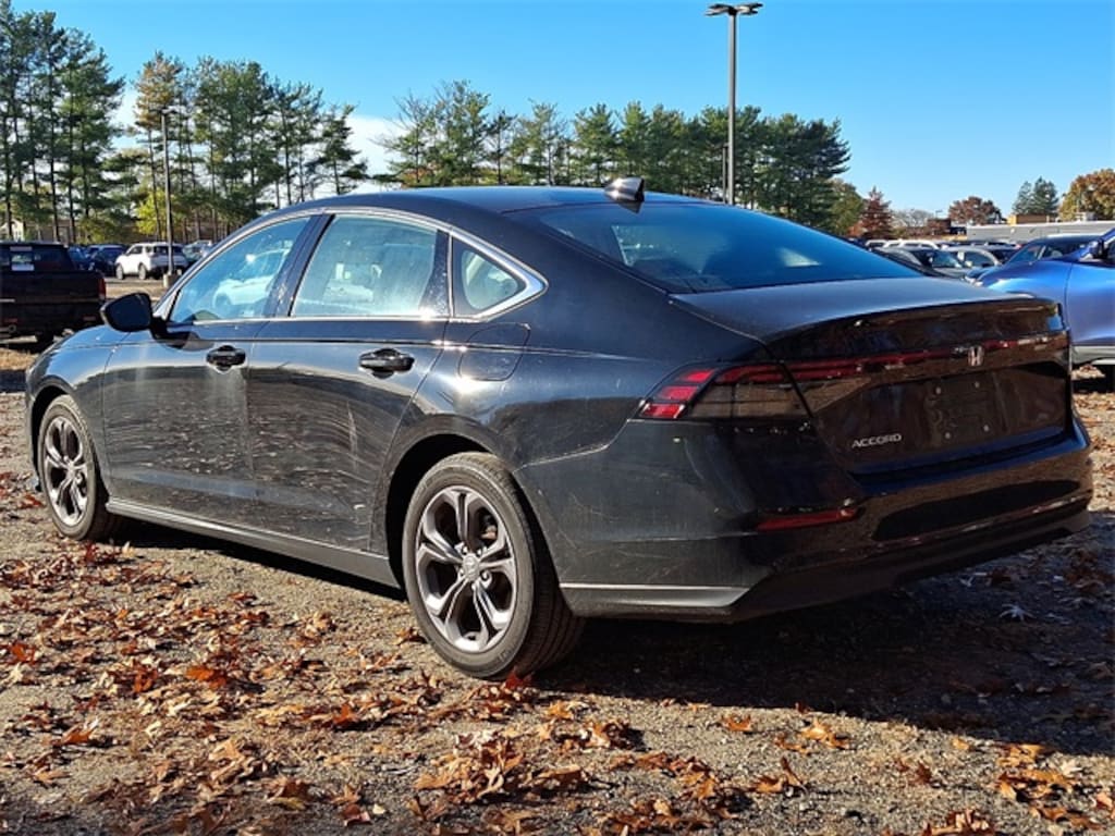Used 2023 Honda Accord EX Sedan