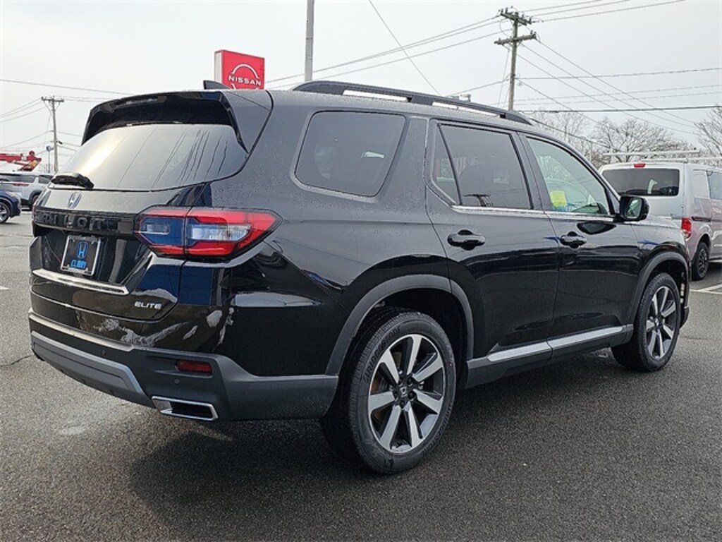 New 2025 Honda Pilot Elite SUV