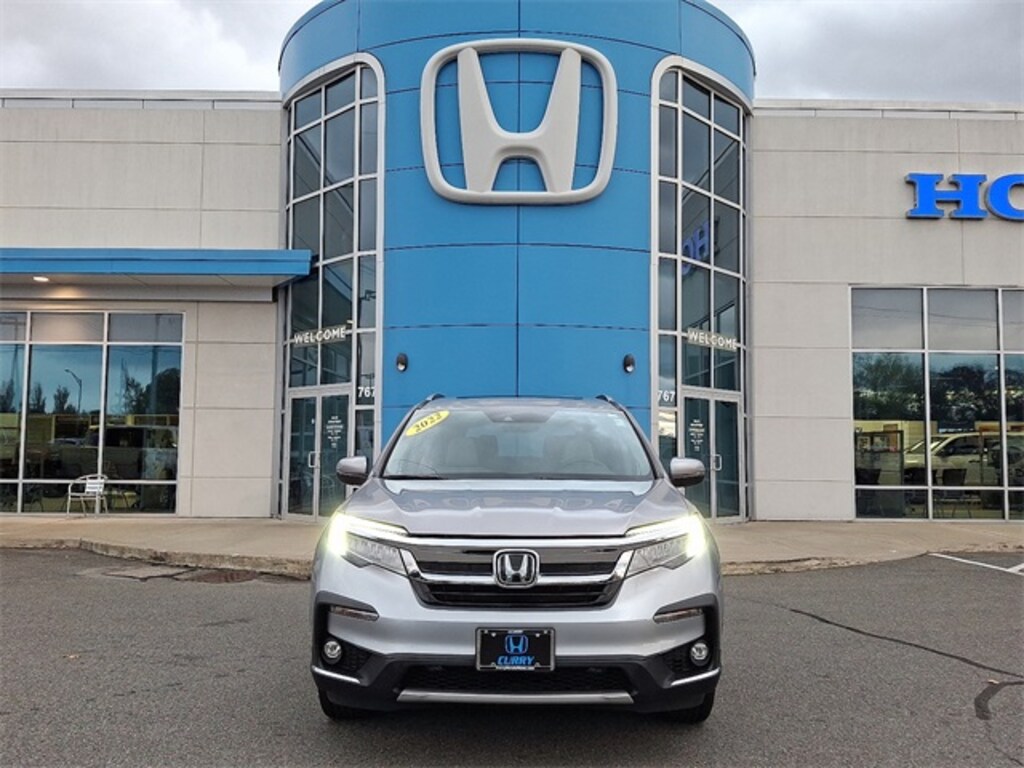 Used 2022 Honda Pilot Touring 8 Passenger SUV