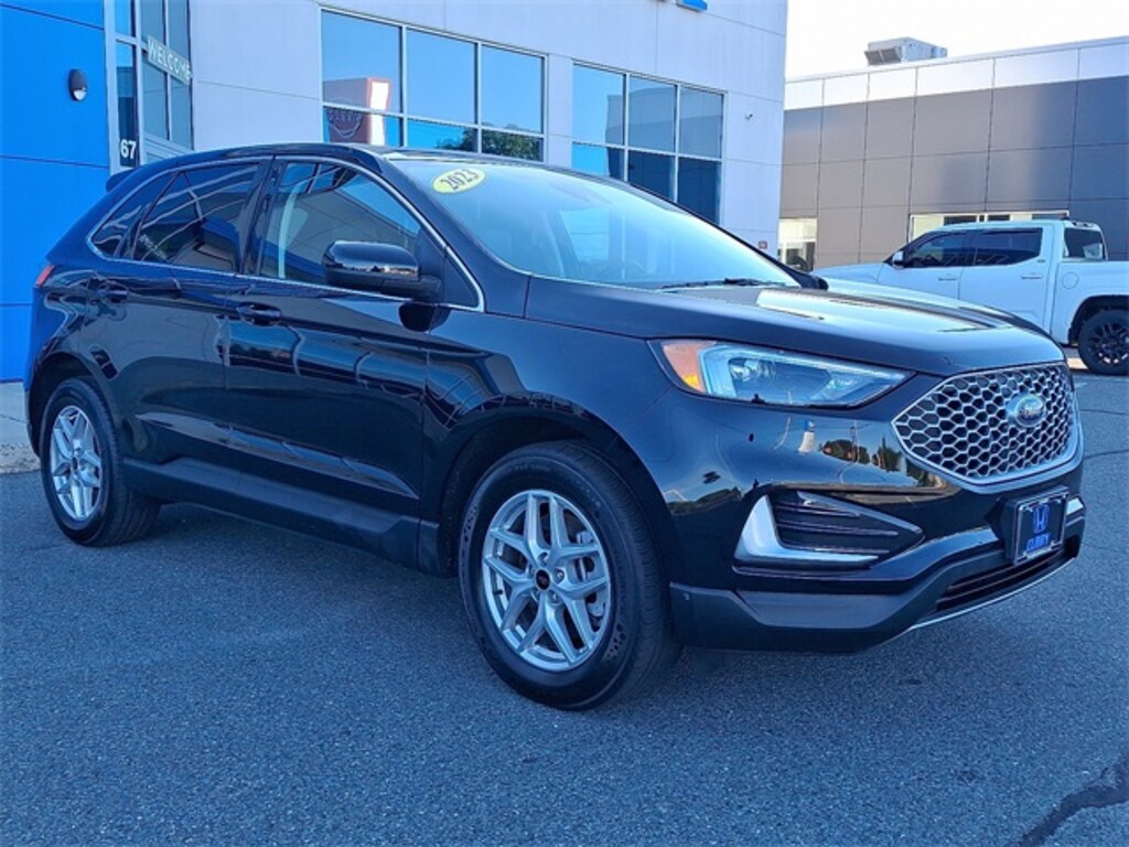 Used 2023 Ford Edge  SUV