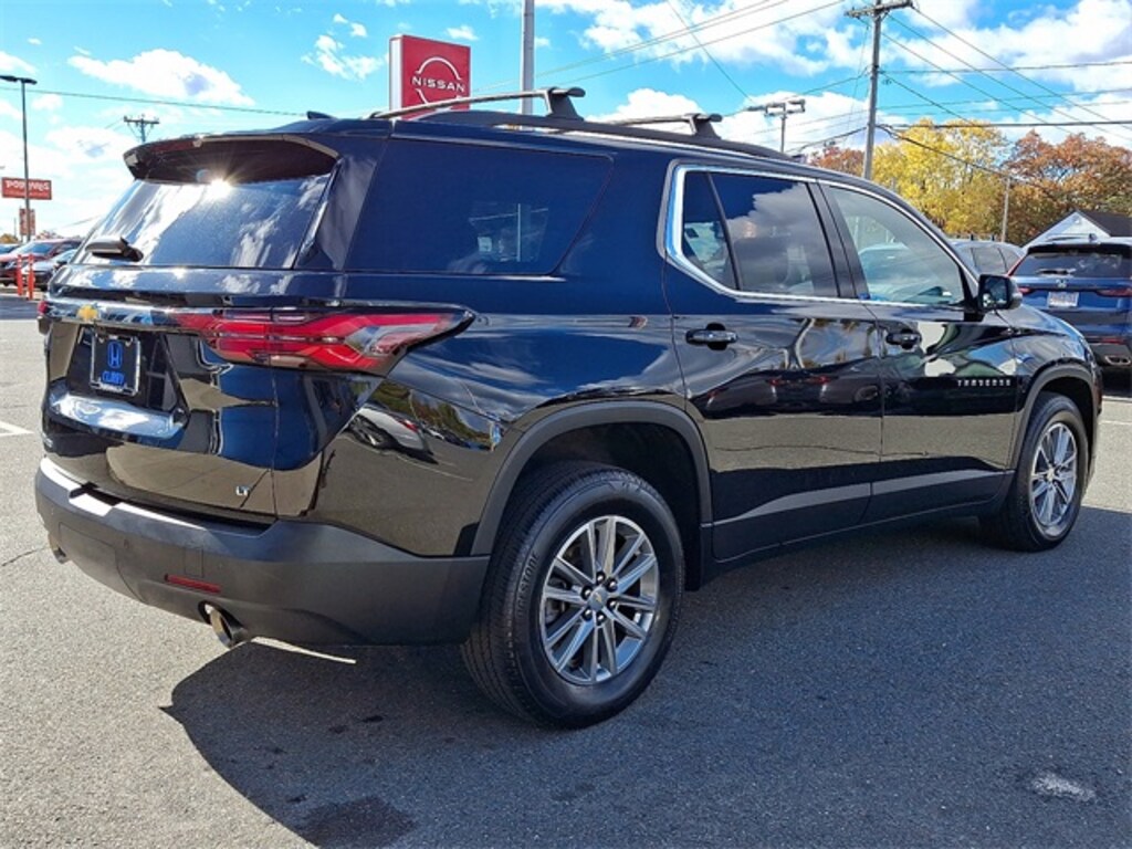 Used 2022 Chevrolet Traverse LT Cloth w/1LT SUV