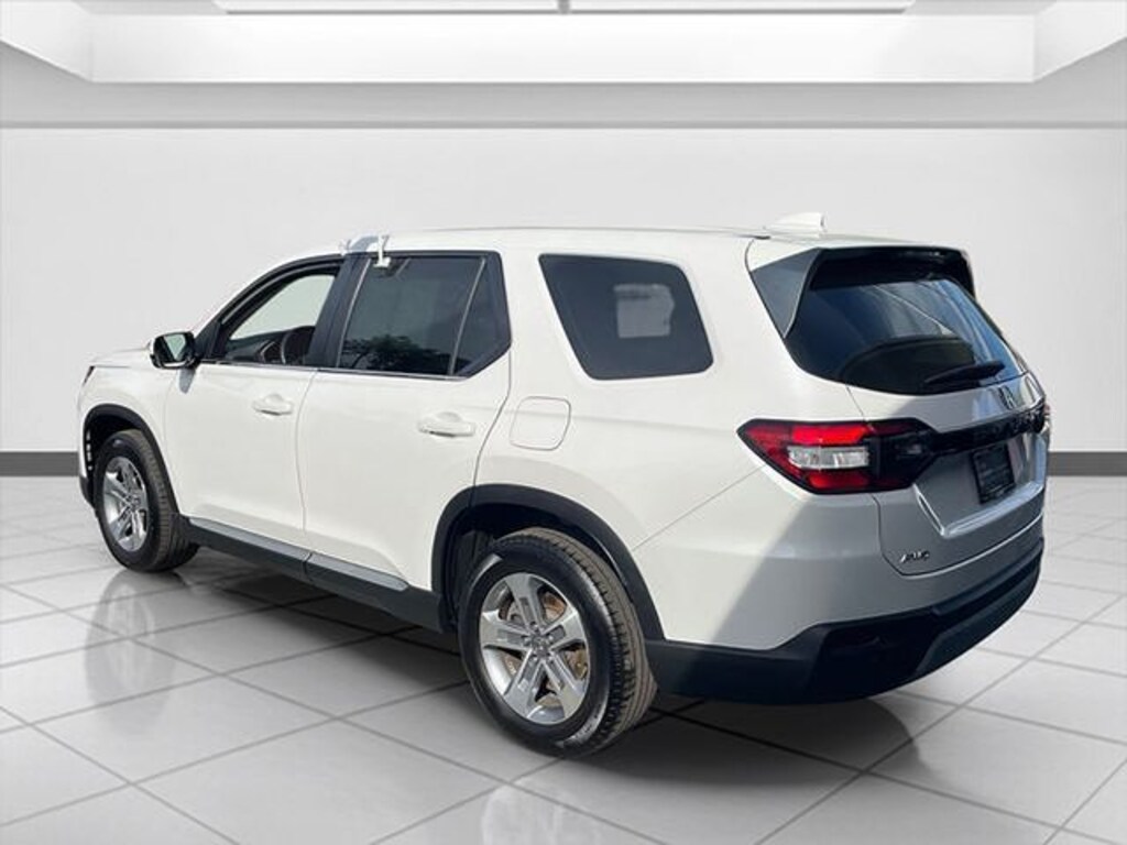 Used 2025 Honda Pilot EX-L SUV