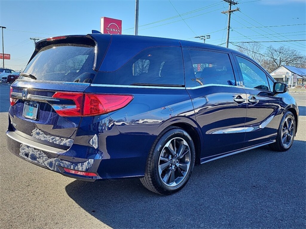Used 2024 Honda Odyssey Elite Van
