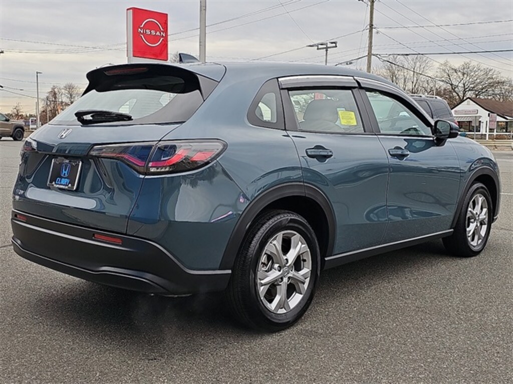 Used 2025 Honda HR-V LX SUV
