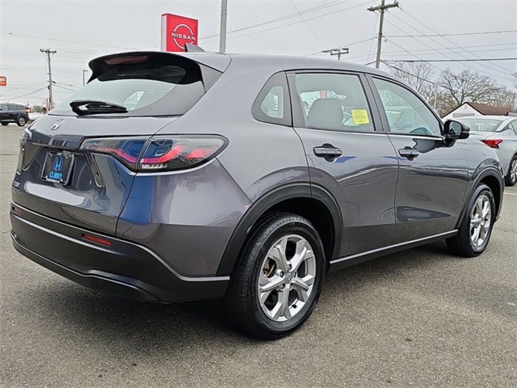 Used 2023 Honda HR-V LX AWD SUV