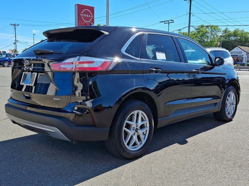 Used 2024 Ford Edge SUV