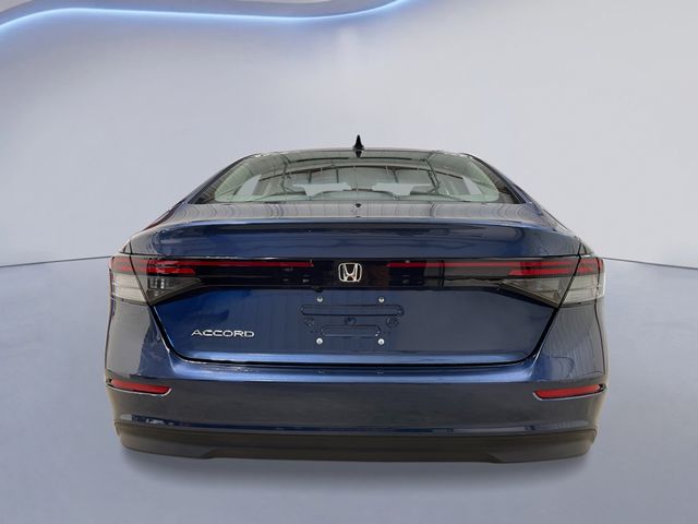 2025 Honda Accord SE photo 4