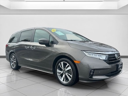 2023 Honda Odyssey Touring Van