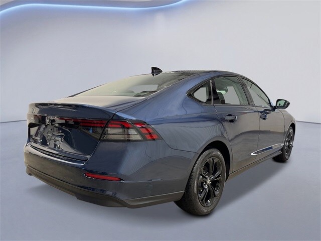 2025 Honda Accord SE photo 3