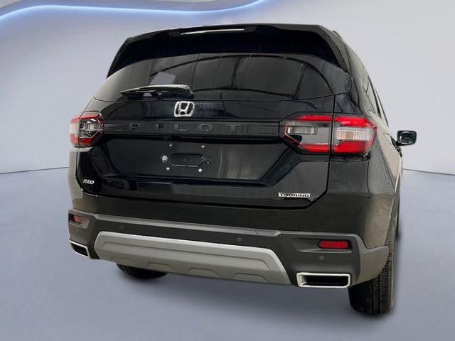 2025 Honda Pilot Touring photo 4