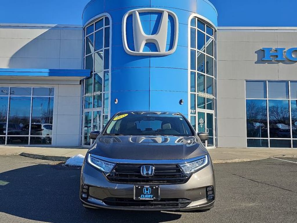 Certified 2023 Honda Odyssey Touring Van