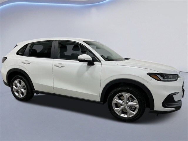 2025 Honda HR-V LX photo 2