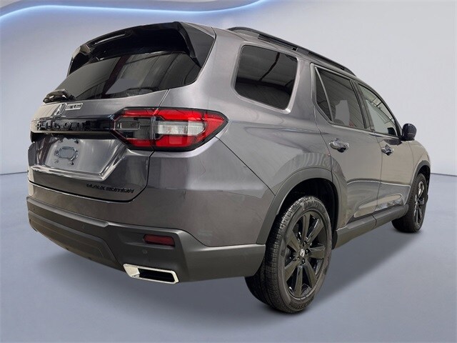 2025 Honda Pilot Black Edition photo 3