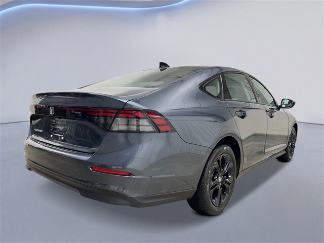 2025 Honda Accord SE photo 3
