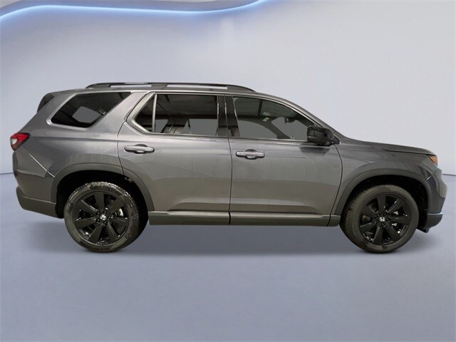 2025 Honda Pilot Black Edition photo 2