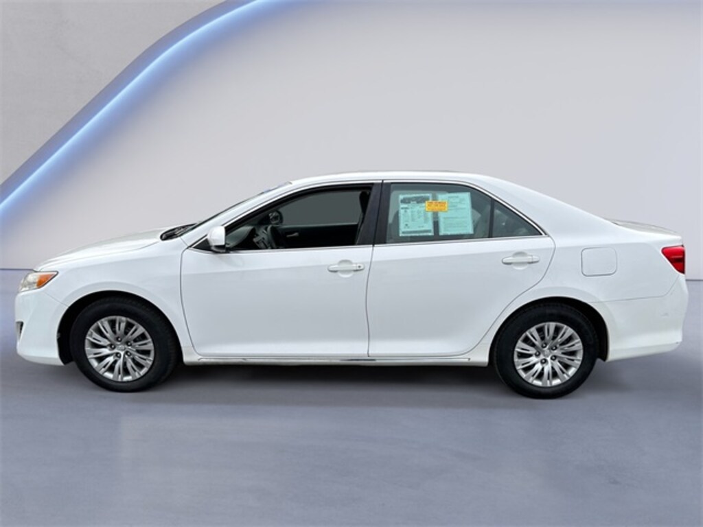 Used 2014 Toyota Camry For Sale at Curry Honda Yorktown VIN