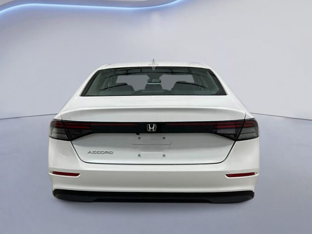 2025 Honda Accord LX photo 4