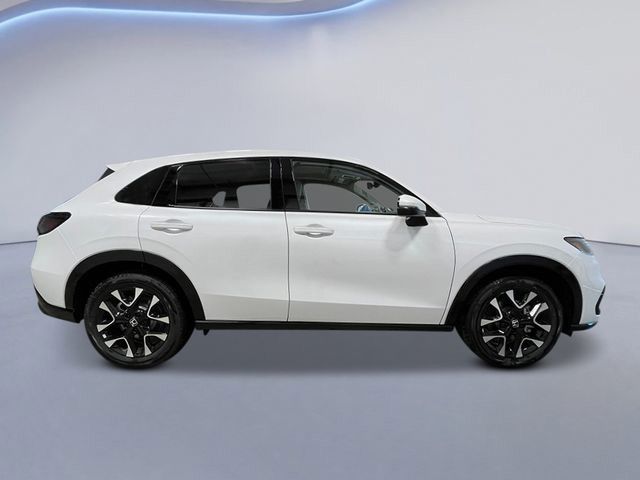 2026 Honda HR-V EX-L photo 2