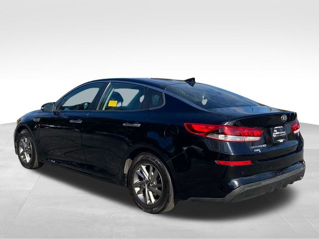 2019 Kia Optima LX S photo 3