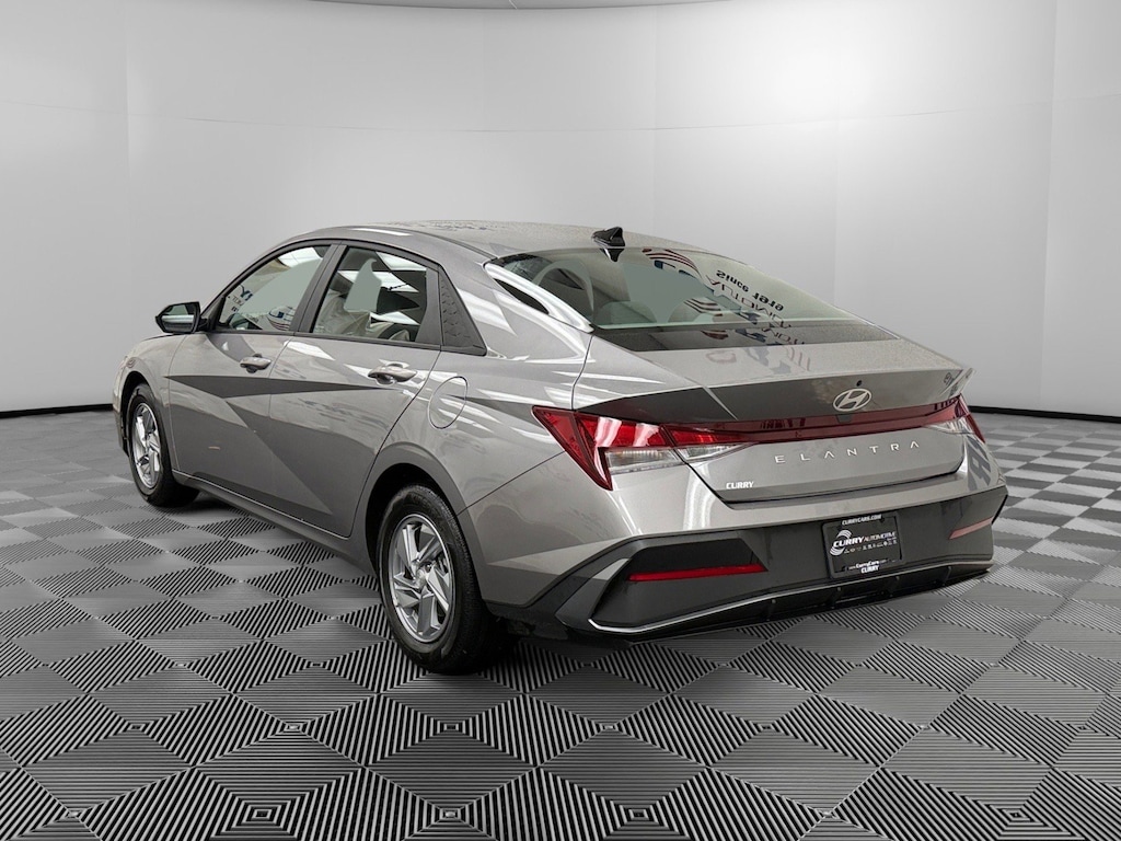 Certified 2024 Hyundai Elantra SE SE IVT