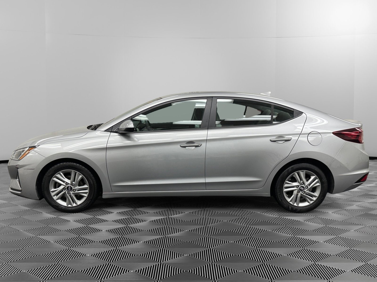 Used 2020 Hyundai Elantra SEL with VIN 5NPD84LF9LH599313 for sale in Cortlandt Manor, NY