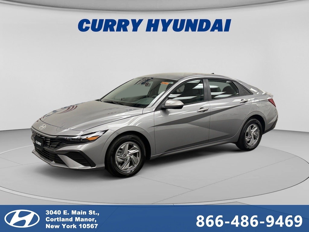 Used 2025 Hyundai Elantra SE SE IVT
