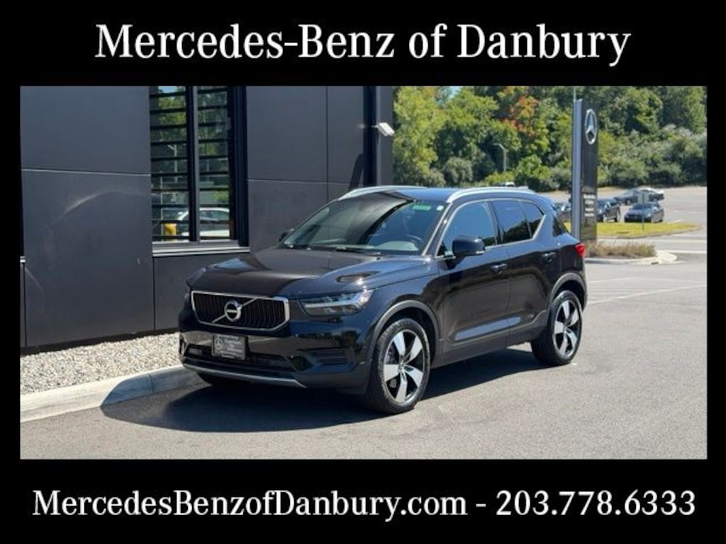Used 2019 Volvo XC40 Momentum SUV