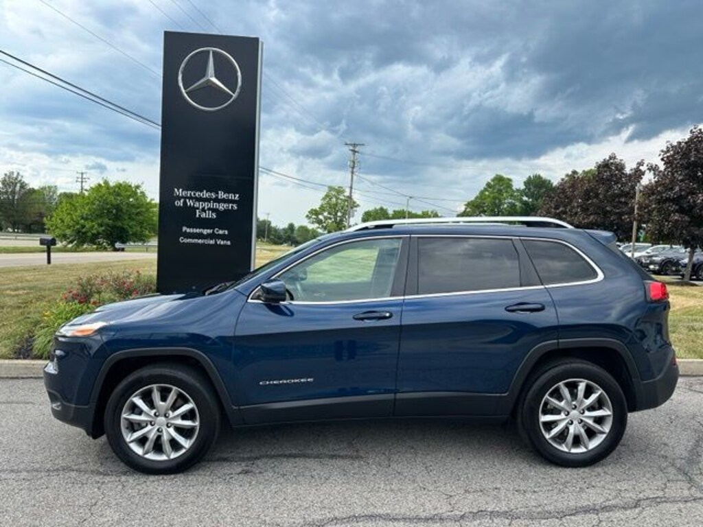 Used 2018 Jeep Cherokee Limited SUV