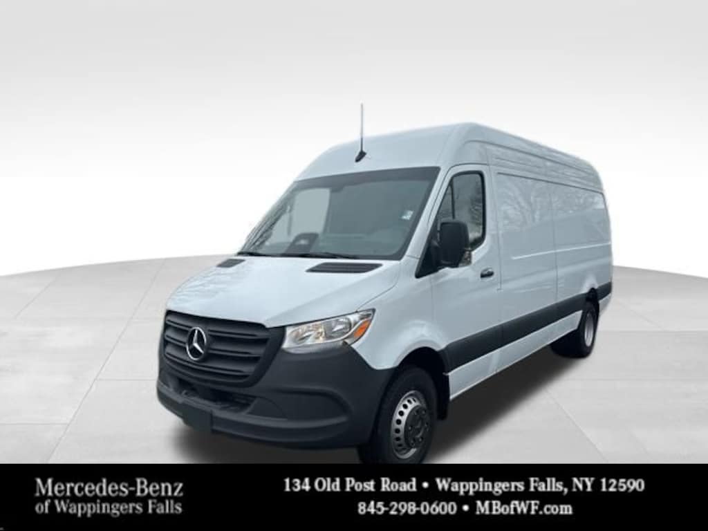 New 2025 Mercedes-Benz Sprinter 4500 Cargo Van 170 in. WB Cargo Van