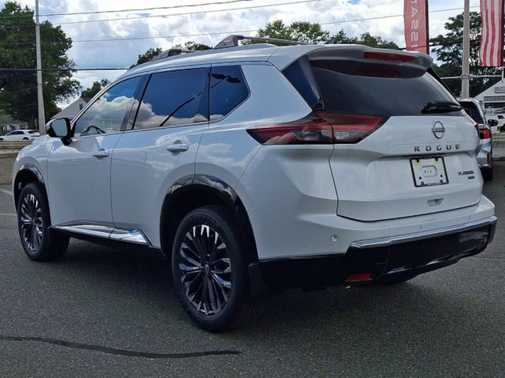 New 2026 Nissan Rogue Platinum SUV