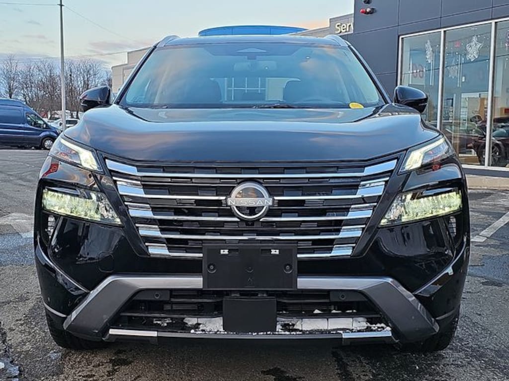 Certified 2025 Nissan Rogue SL SUV