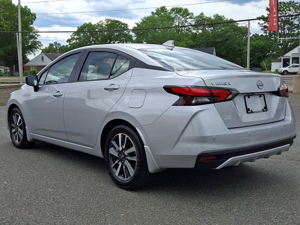 Certified 2025 Nissan Versa 1.6 SV Sedan