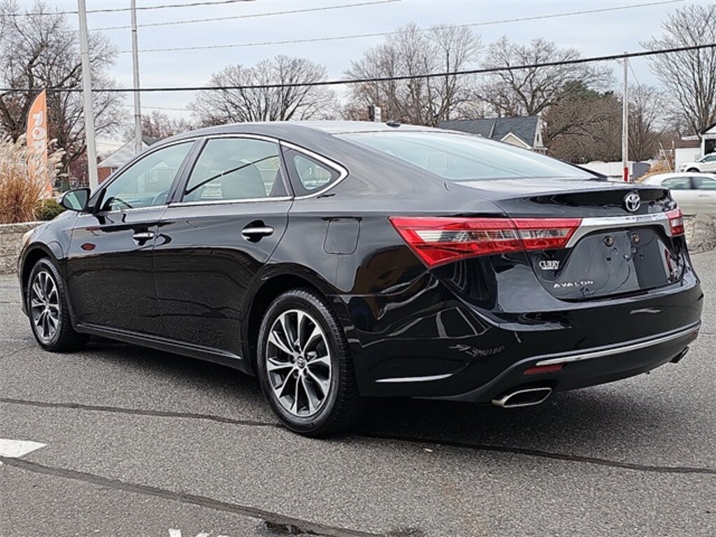 Used 2017 Toyota Avalon Sedan