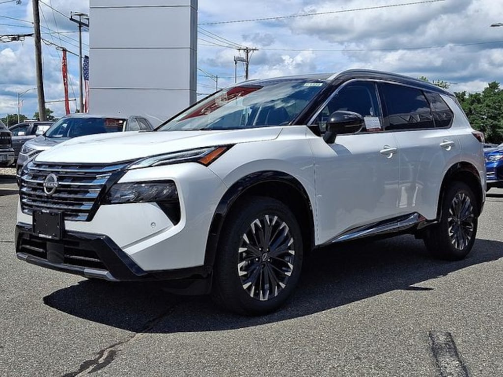 New 2026 Nissan Rogue Platinum SUV