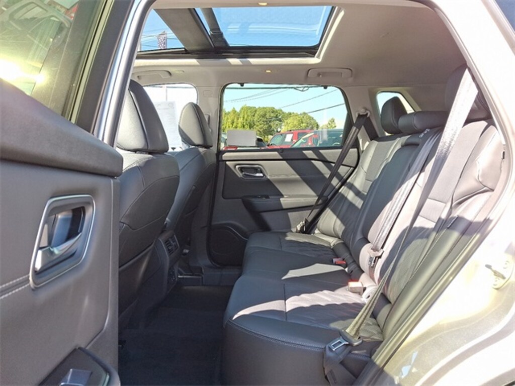 New 2026 Nissan Rogue Platinum SUV