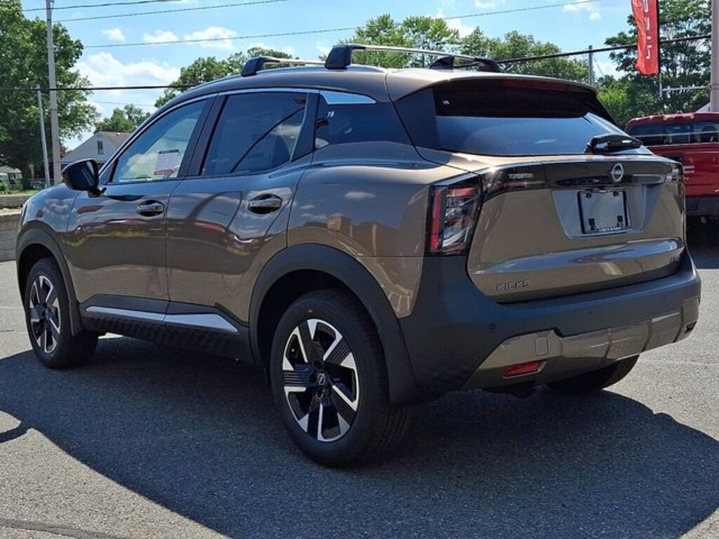 New 2026 Nissan Kicks SV SUV