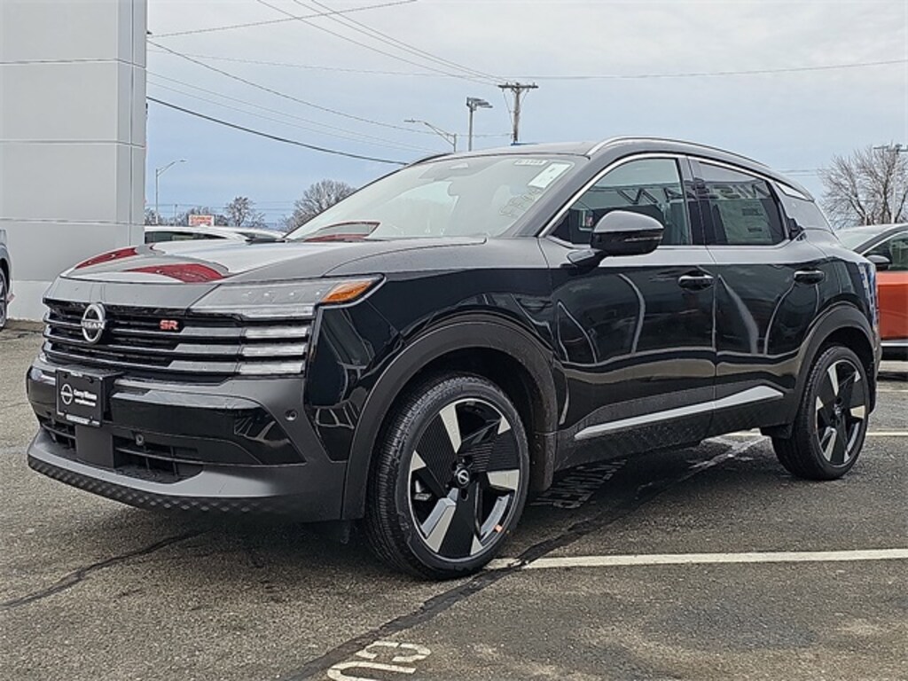 New 2026 Nissan Kicks SR SUV