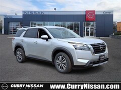2025 Nissan Pathfinder SL SUV