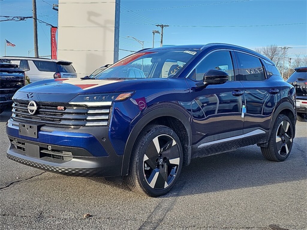 New 2026 Nissan Kicks SR SUV