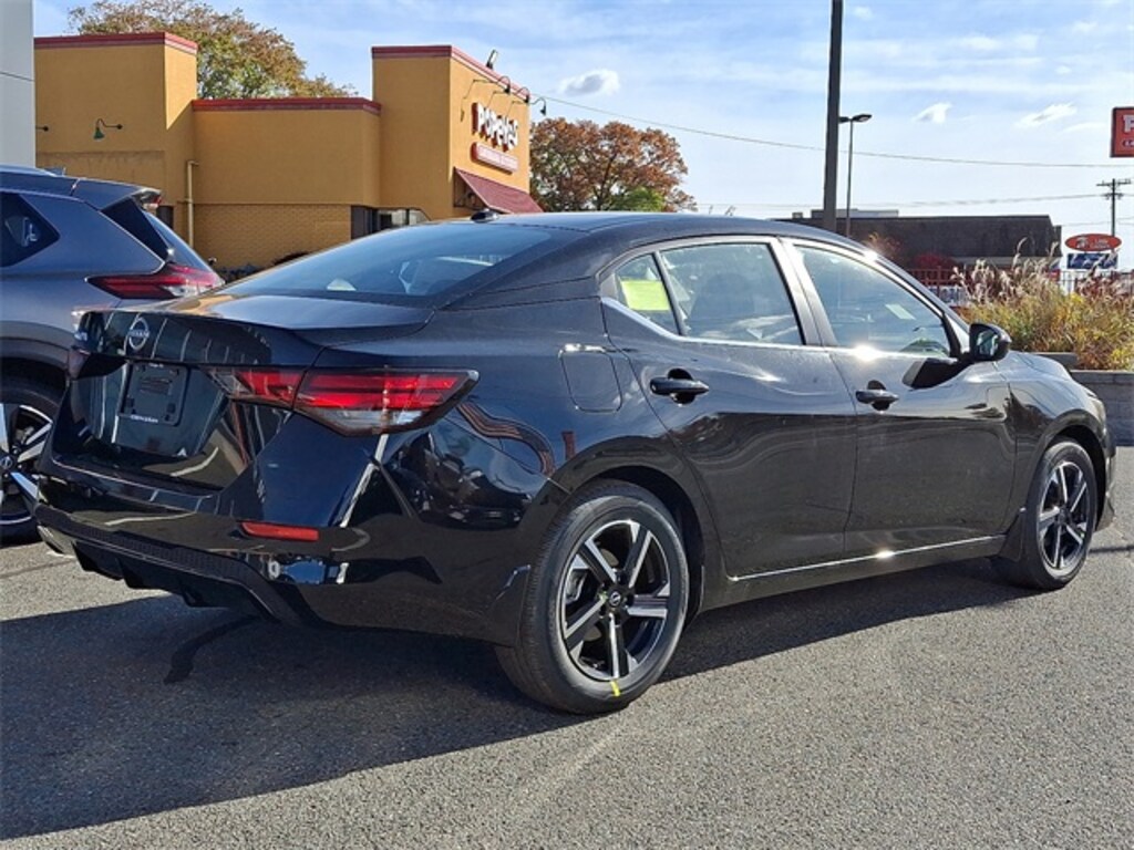 New 2025 Nissan Sentra SV Sedan