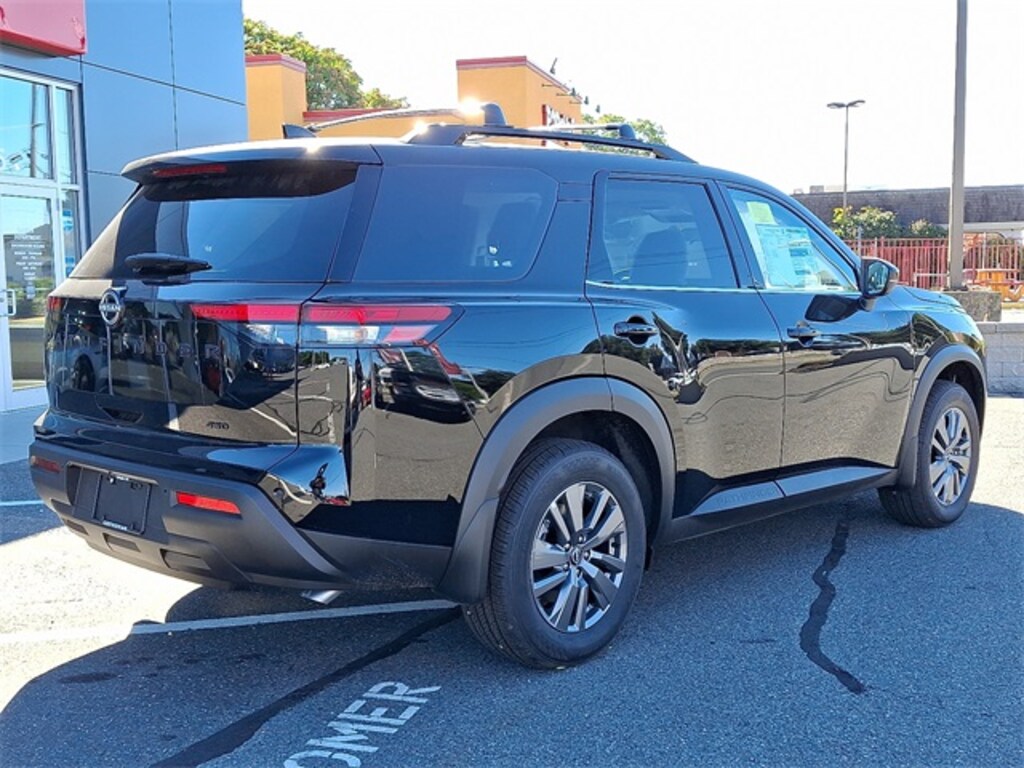 New 2025 Nissan Pathfinder SV SUV