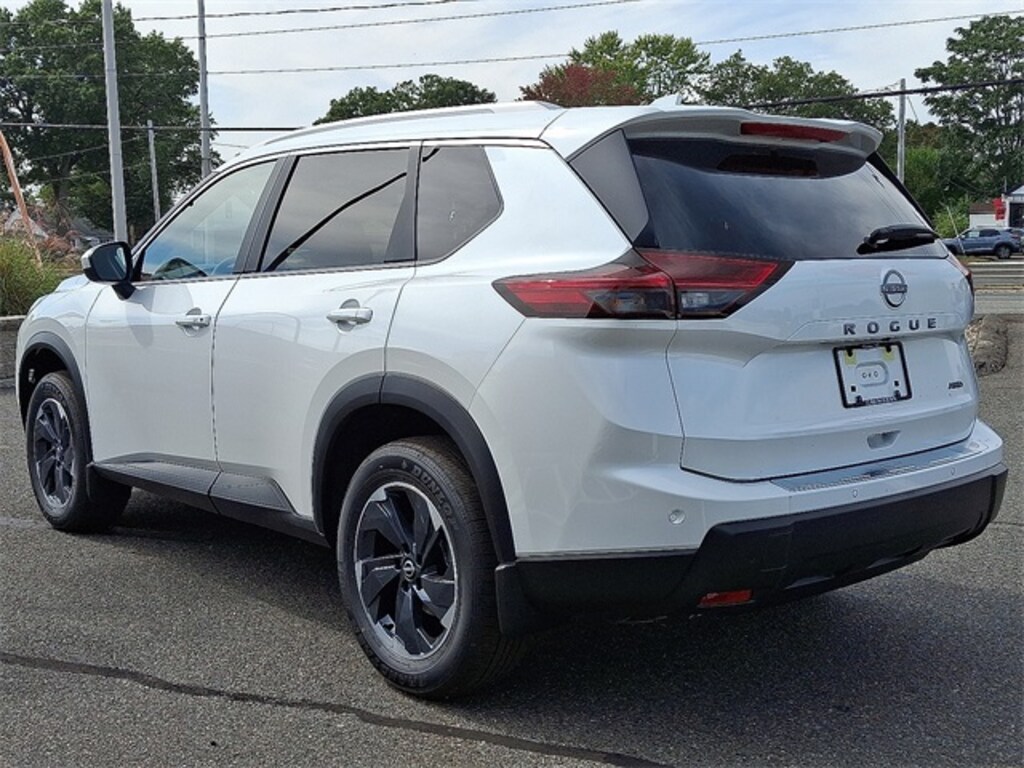 New 2026 Nissan Rogue SV SUV