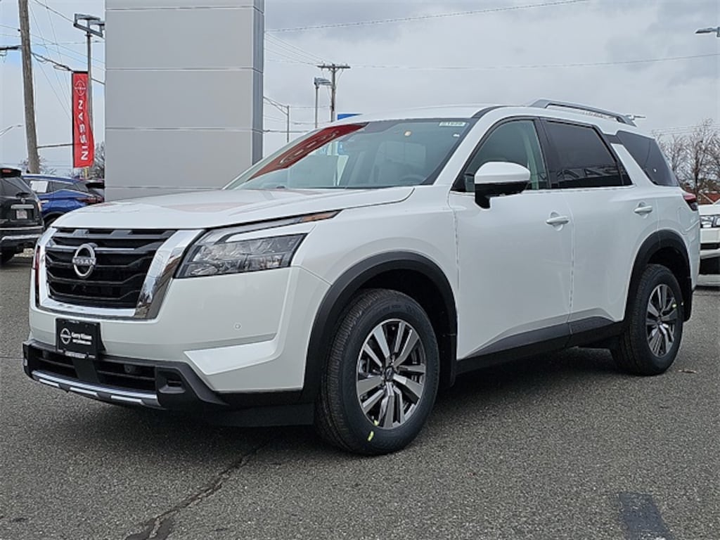 New 2025 Nissan Pathfinder SL SUV