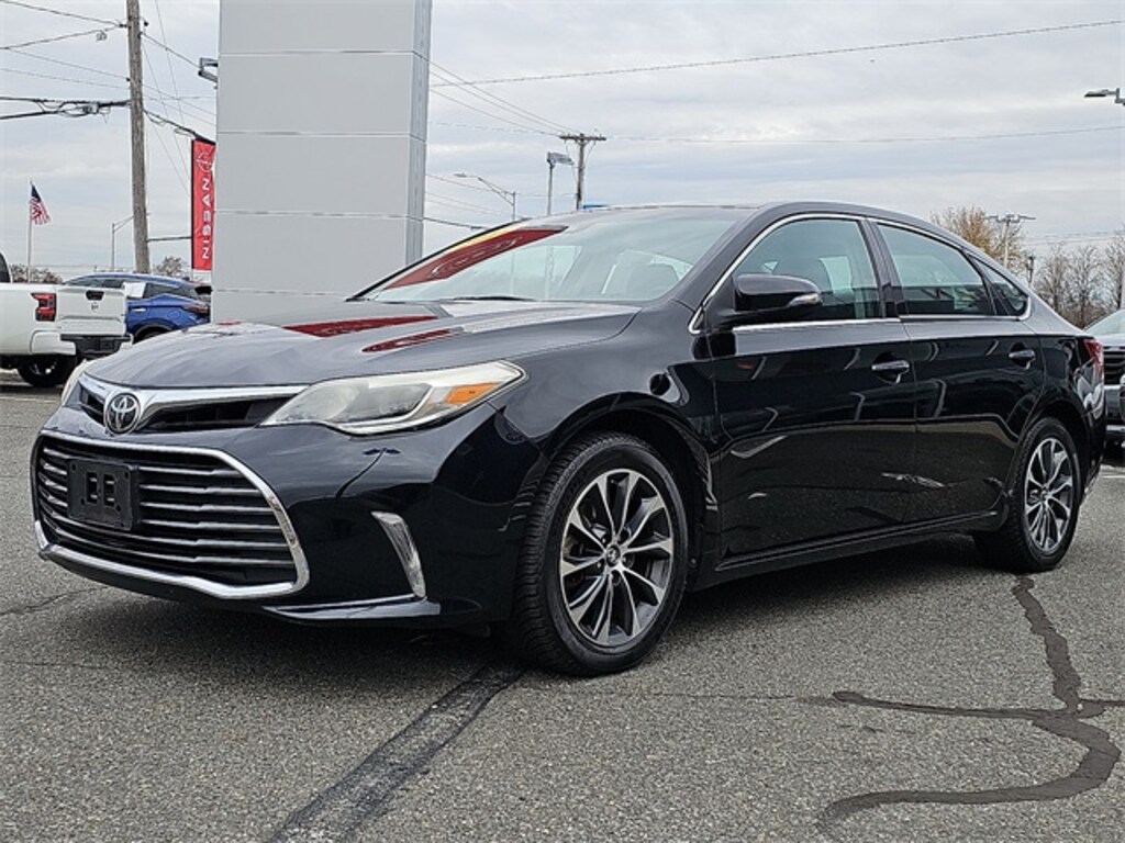 Used 2017 Toyota Avalon Sedan